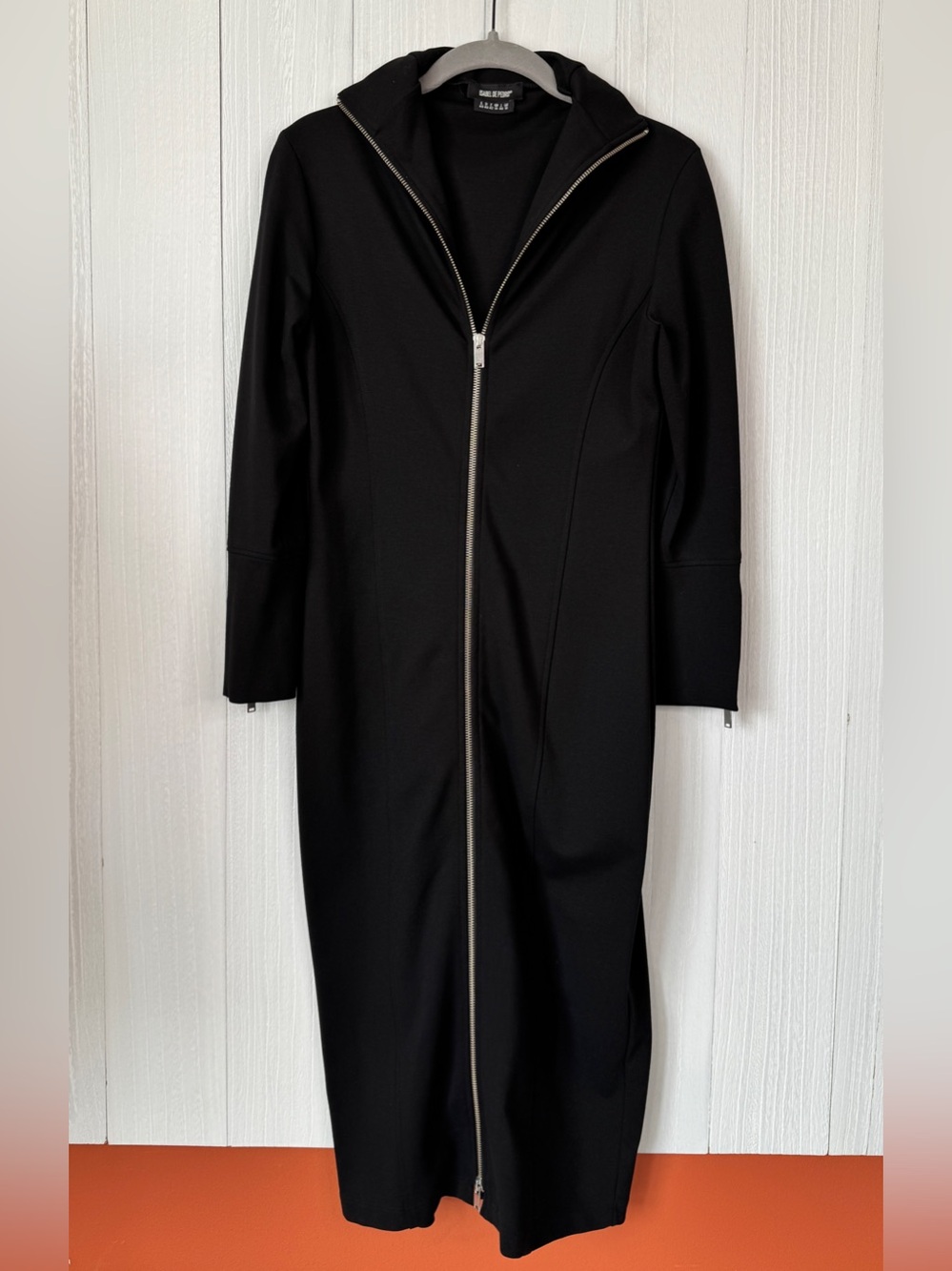 Isabel de Pedro Black Zip Front Midi Dress Long Sleeve Size US 10